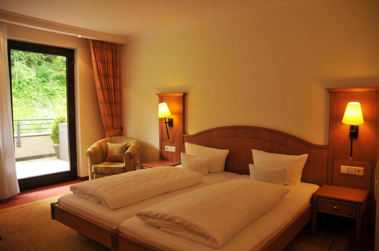 Hotel Ochsen Hoefen an der Enz Ngoại thất bức ảnh