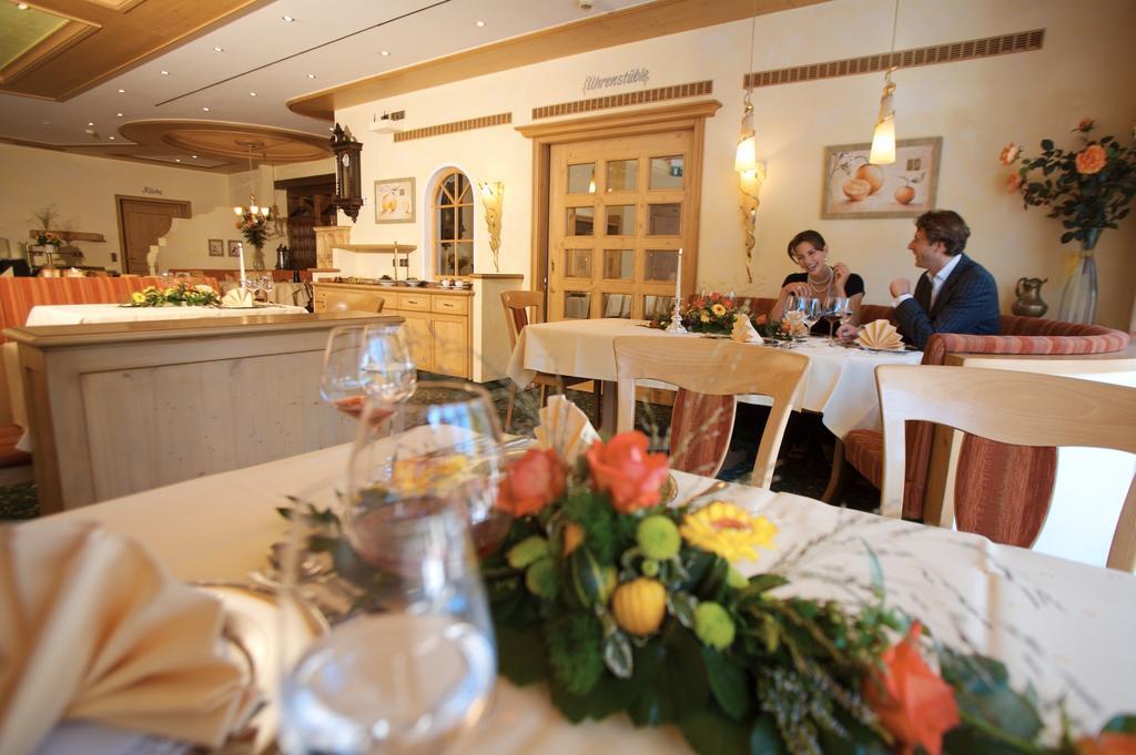 Hotel Ochsen Hoefen an der Enz Ngoại thất bức ảnh