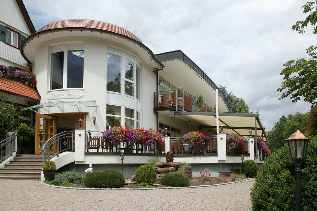 Hotel Ochsen Hoefen an der Enz Ngoại thất bức ảnh