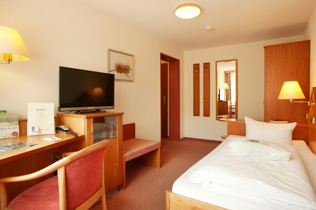 Hotel Ochsen Hoefen an der Enz Ngoại thất bức ảnh