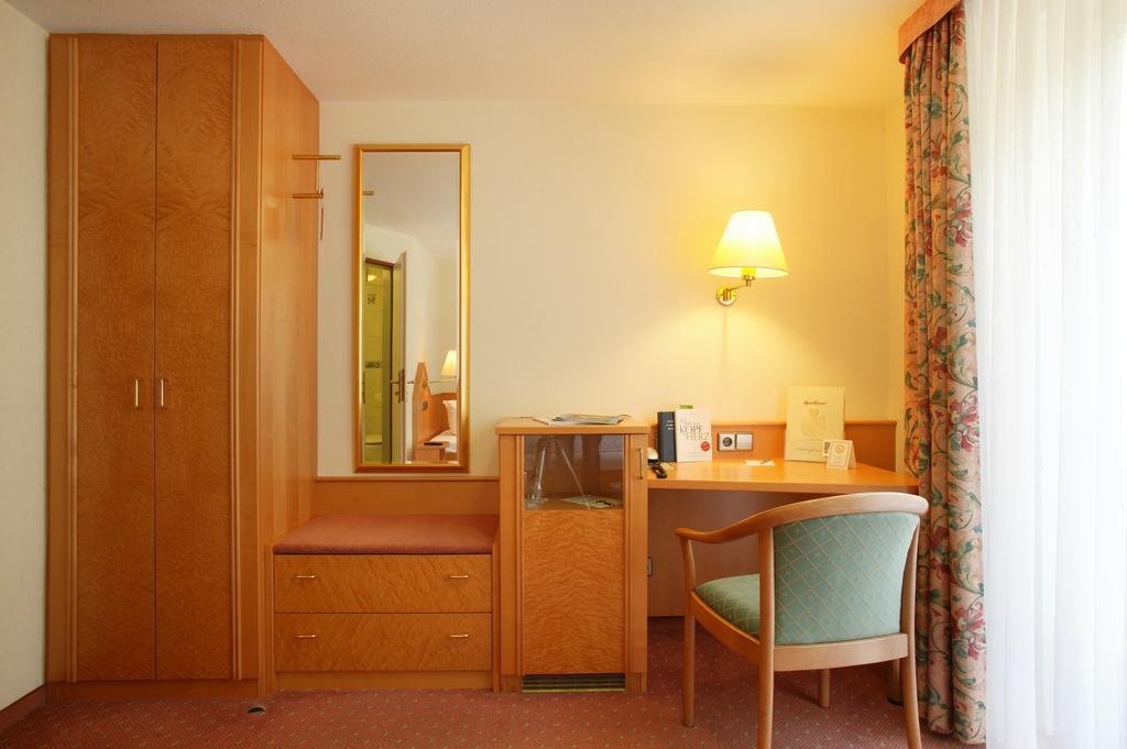 Hotel Ochsen Hoefen an der Enz Ngoại thất bức ảnh